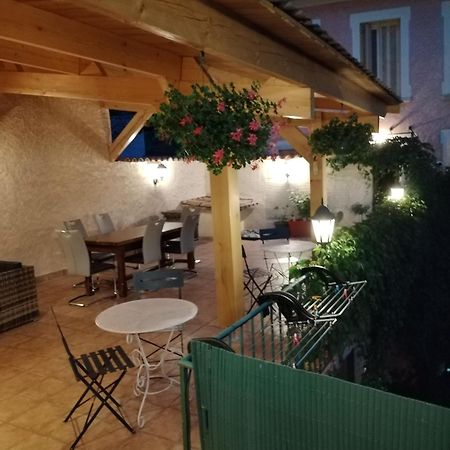 Rose Des Alpes Panzió Serres  Kültér fotó